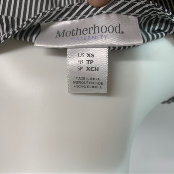 Motherhood Maternity Nursing Wrap Tunic Striped - Picture 5 of 9
